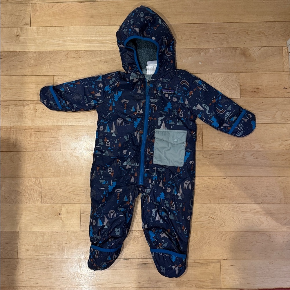 Patagonia reversible infant puff ball bunting 3-6 months